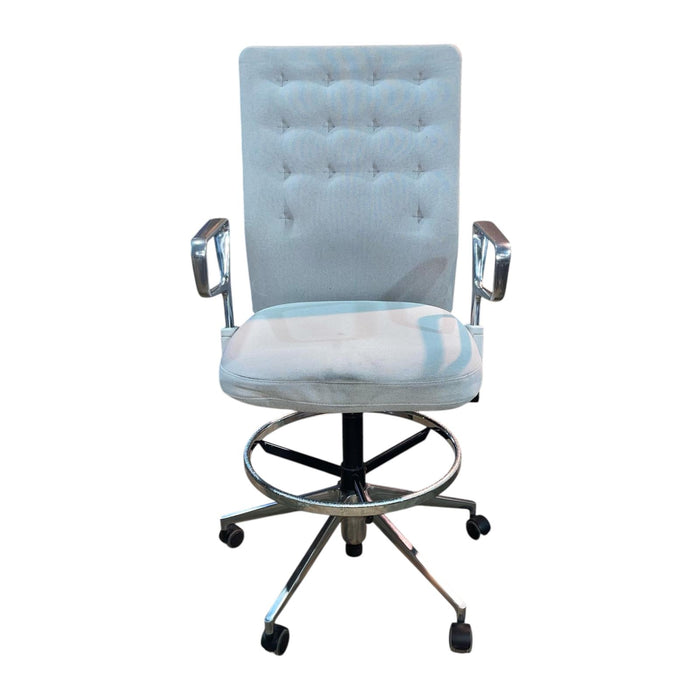 Refurbished Vitra ID Trim Draughtsman Chair in Light Grey