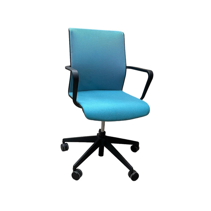 Refurbished Blue Circo - CR2 Operator Chair