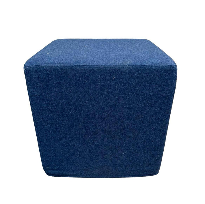 Refurbished Blue Cube (3D) Buzzispace Pouf