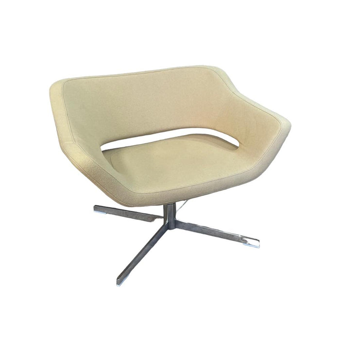 Refurbished Cream hm85 Solo Chair