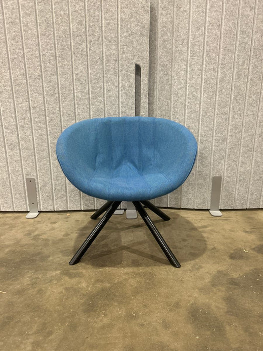 Refurbished Edge Design Runna Blue Upholstered Tub Lounge Chair