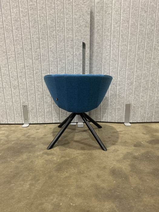Refurbished Edge Design Runna Blue Upholstered Tub Lounge Chair