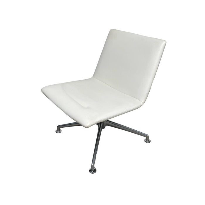 Refurbished Fina Lounge Chair 6742 in Cream Faux Leather