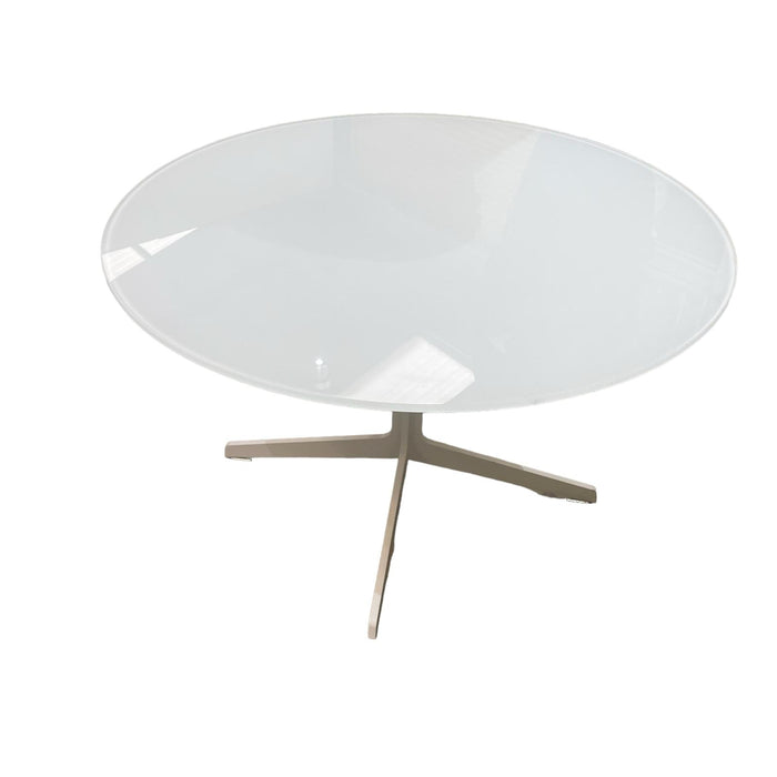 Refurbished Fritz-Hansen Round Glass Coffee Table in White