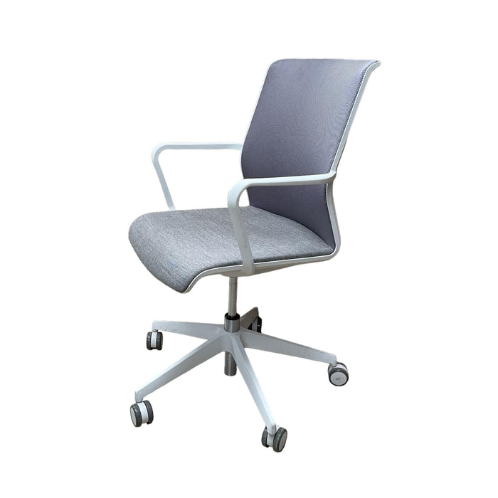 Refurbished Grey Circo - CR2 Operator Chair