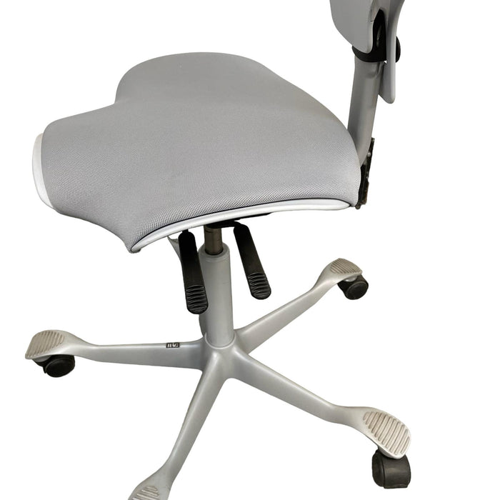 Refurbished HAG Capisco Puls Chair