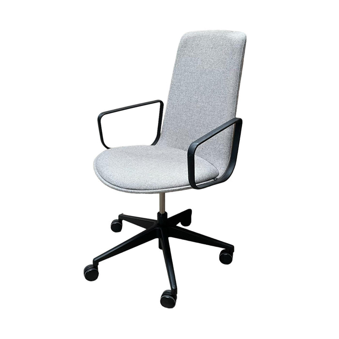 Refurbished Lottus Conference Task Chair