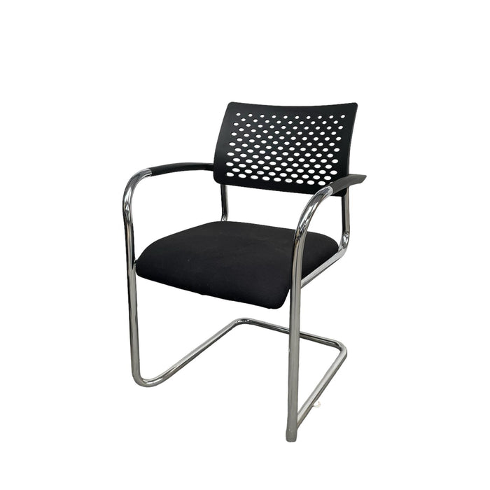 Refurbished PAPILIO FRAME CHAIR CFA MESH in Black