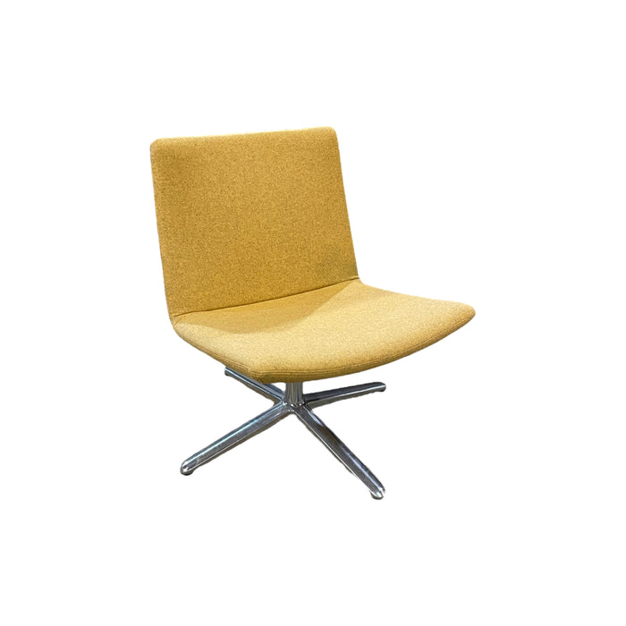 Refurbished Pale Yellow Meeting Chair with 4-Star Base