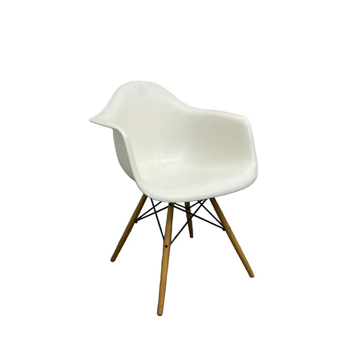 Refurbished Vitra Eames Plastic Armchair DAW in White