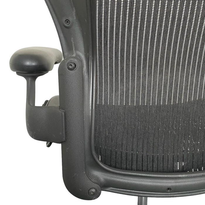 Refurbished Herman Miller Aeron - Fixed Arm - Standard - Size B