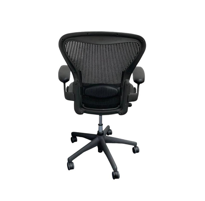 Refurbished Herman Miller Aeron - Fixed Arm - Standard - Size B