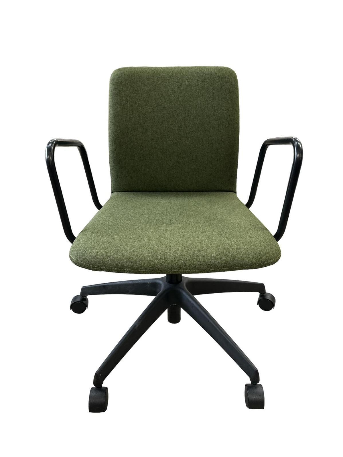 Chairs — Zero Office Furniture