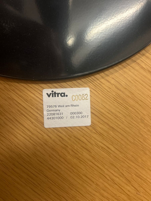 Refurbished Vitra Round Bistro Table With 4-Star Base