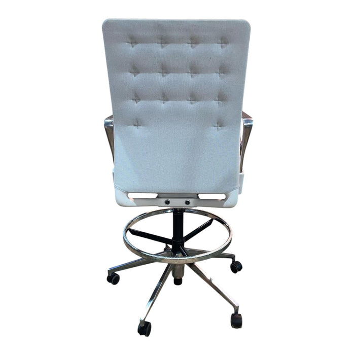 Refurbished Vitra ID Trim Draughtsman Chair in Light Grey