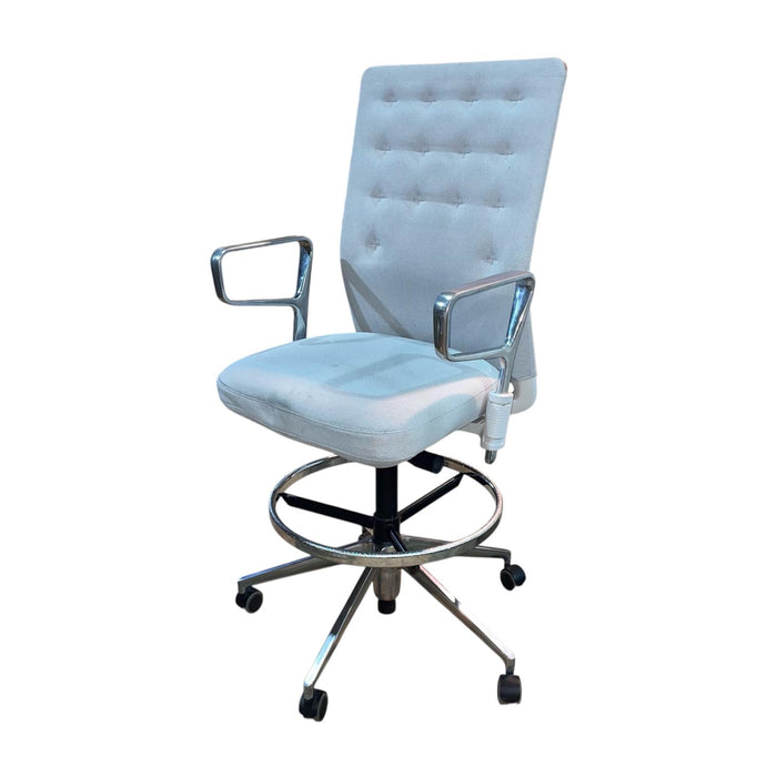 Refurbished Vitra ID Trim Draughtsman Chair in Light Grey