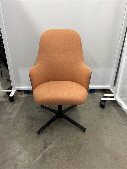 Viccarbe Aleta Executive Chair Designed By Jamie Hayon