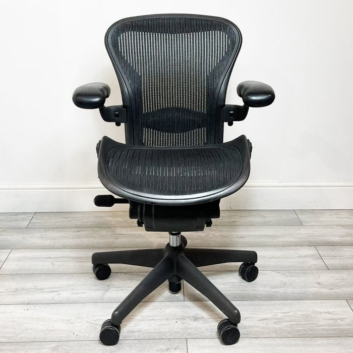 Refurbished Herman Miller Aeron in Graphite, Fully Loaded - SIZE A - MK2